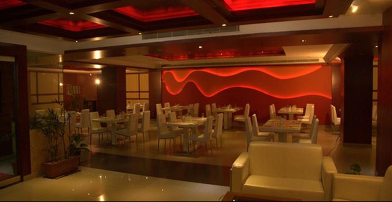 Perintalmanna Hotel Hiton מראה חיצוני תמונה